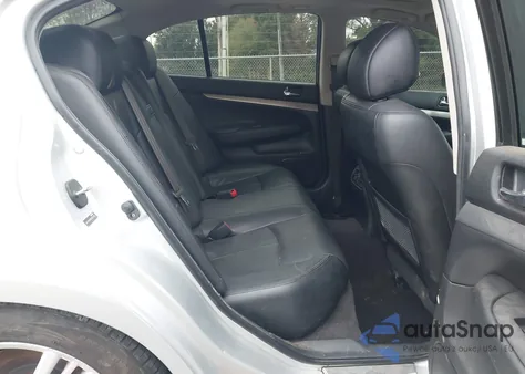 2015 Infiniti Q40 z USA, uszkodzony, nr VIN JN1CV6AR0FM523487